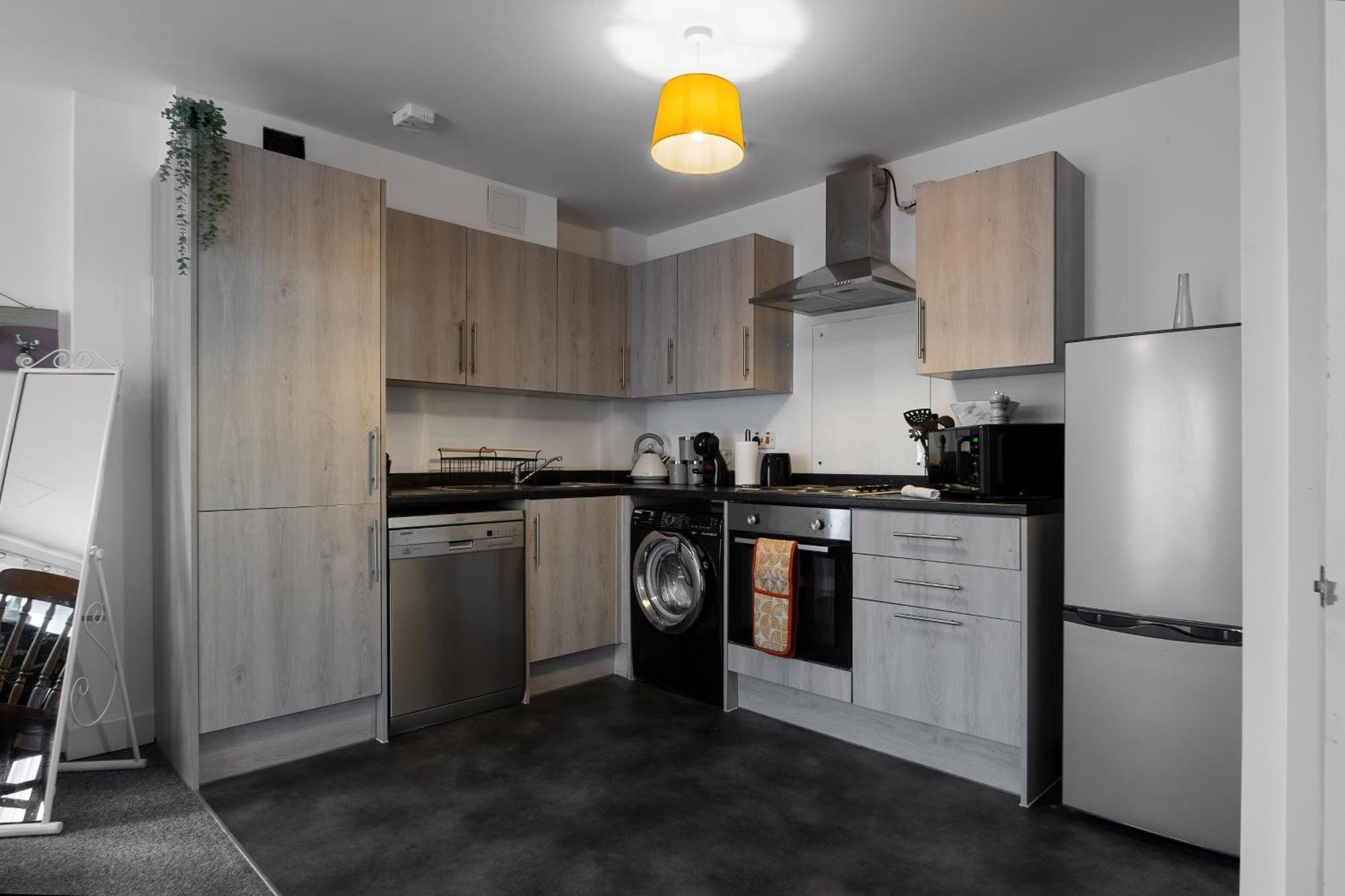 Livestay-New Private Apartment Building Minutes From Heathrow Слау Экстерьер фото
