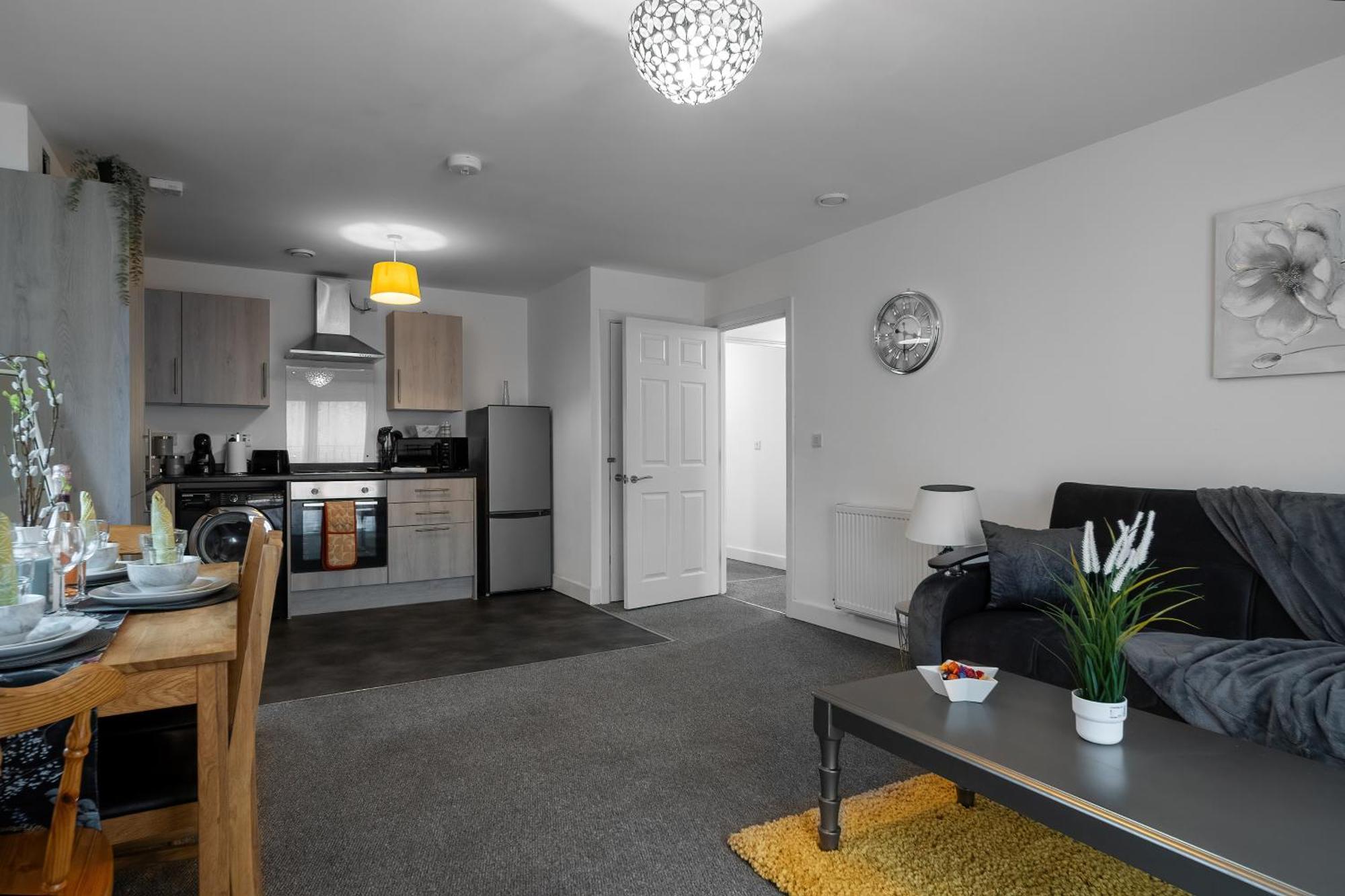 Livestay-New Private Apartment Building Minutes From Heathrow Слау Экстерьер фото
