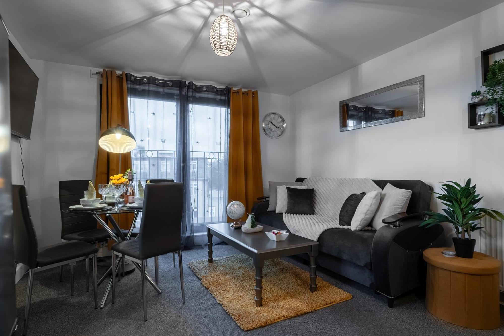 Livestay-New Private Apartment Building Minutes From Heathrow Слау Экстерьер фото
