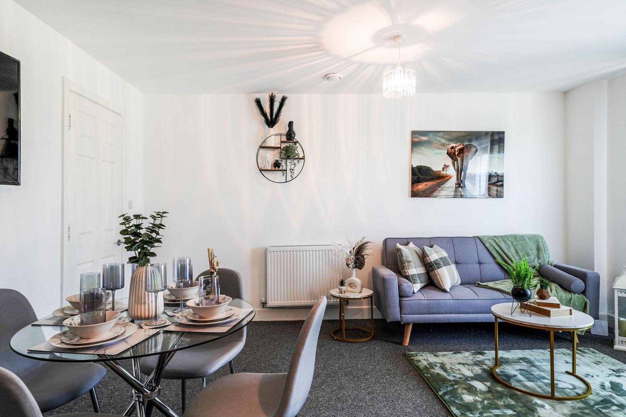 Livestay-New Private Apartment Building Minutes From Heathrow Слау Экстерьер фото
